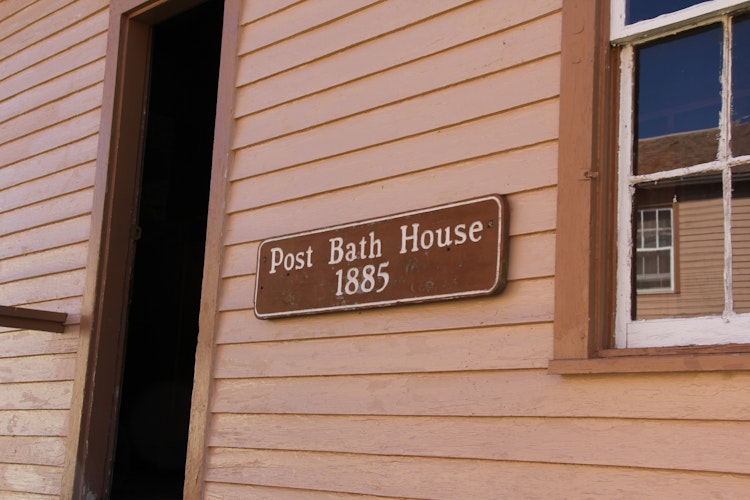 Photo of Post Bathhouse (1885)